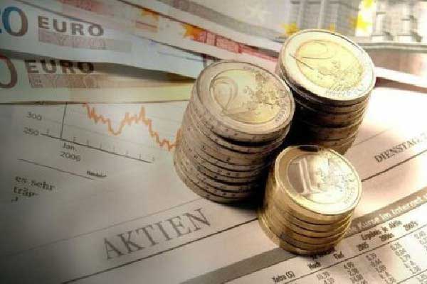 12月2日基金净值：中加瑞合纯债债券最新净值1.0684(2026/01/17)