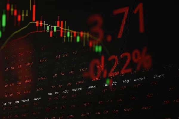 8月14日基金净值：中信保诚丰裕一年持有期混合A最新净值0.9618，涨0.16%(2026/02/20)